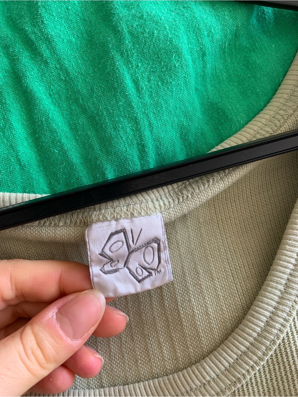 Light Green Ribbed Tank Top - Picture 3 of 6
